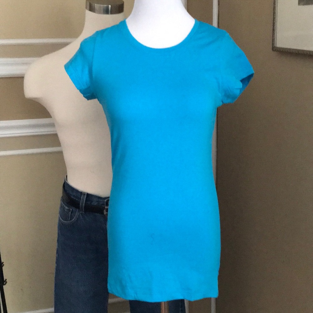 TEE-SHIRT
